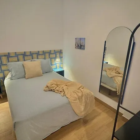 Casa vacanze Stunning Home, Wifi, 5min, 4br *